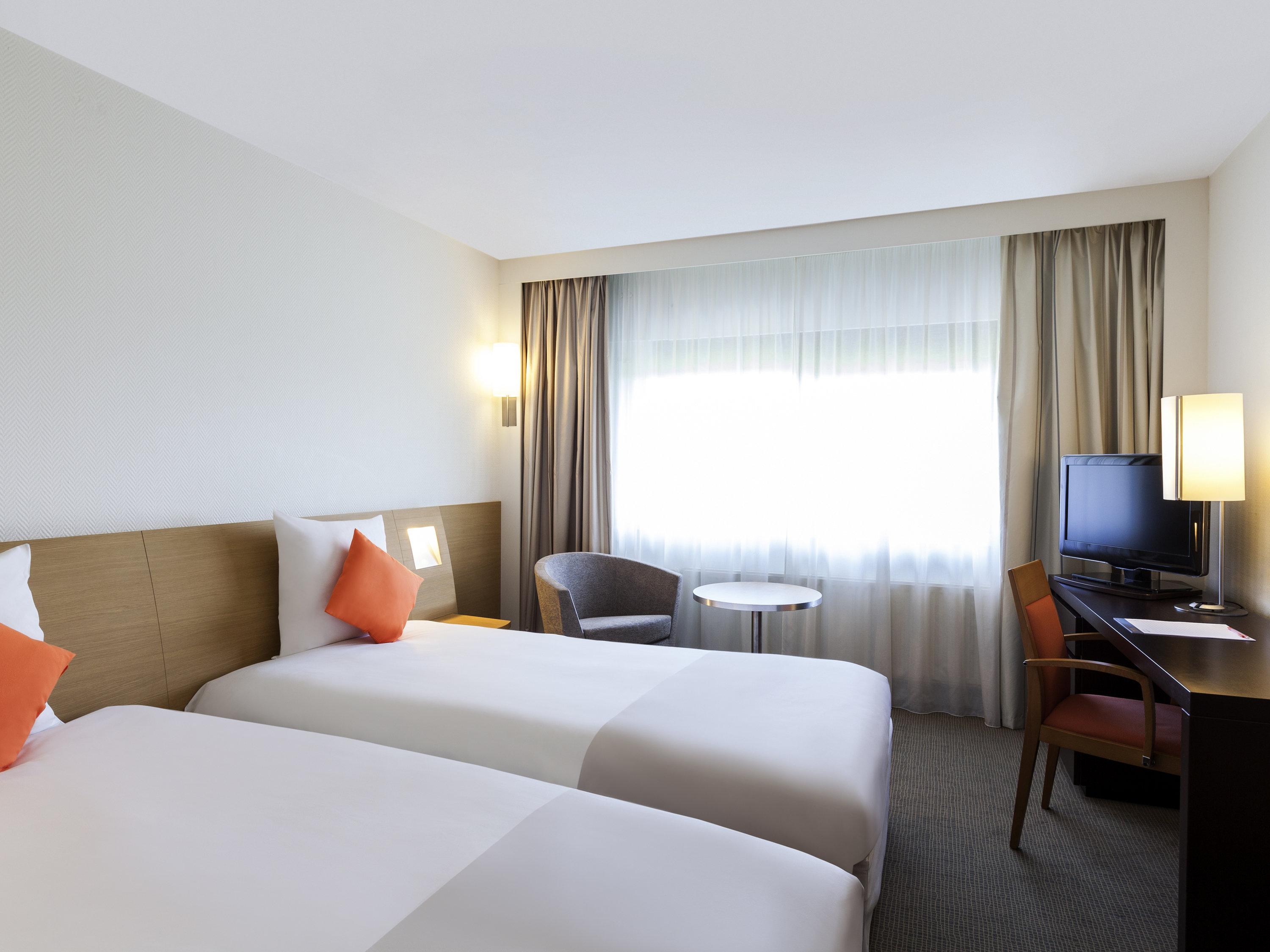 Novotel Massy Palaiseau Exterior photo